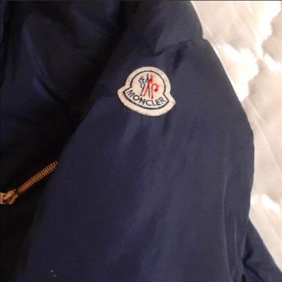 🗽 Moncler Blue Feather Down Jacket - Picture 3 of 13